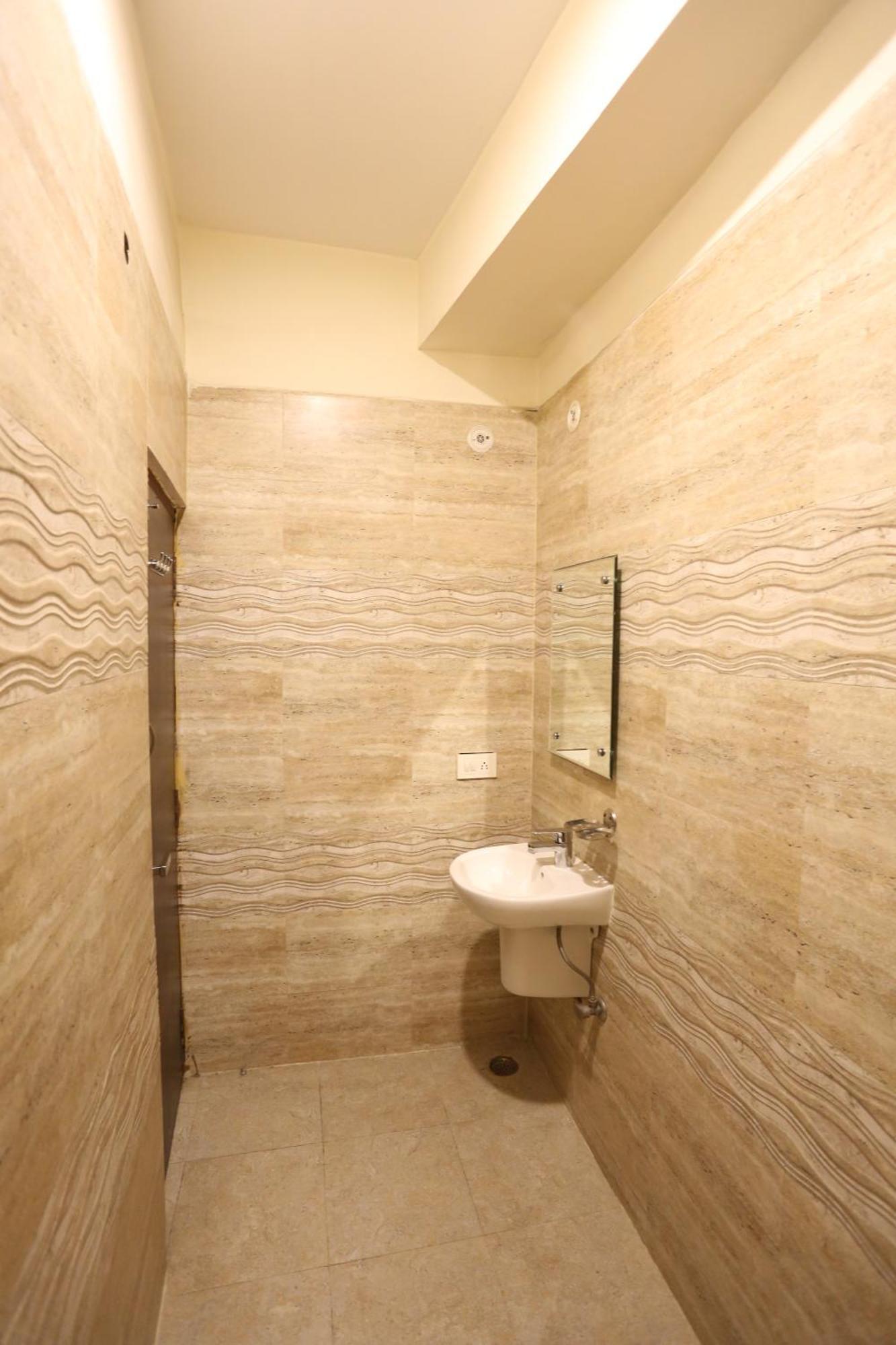 Airport Hotel Kiara - New Delhi Airport Kültér fotó