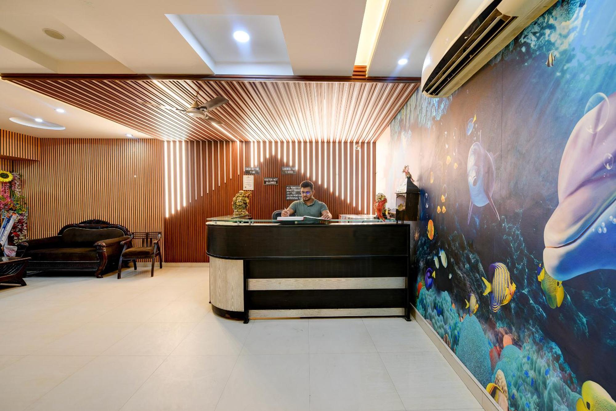 Airport Hotel Kiara - New Delhi Airport Kültér fotó