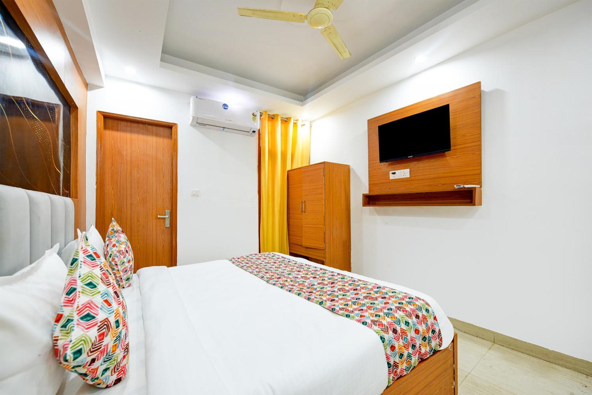 Airport Hotel Kiara - New Delhi Airport Kültér fotó