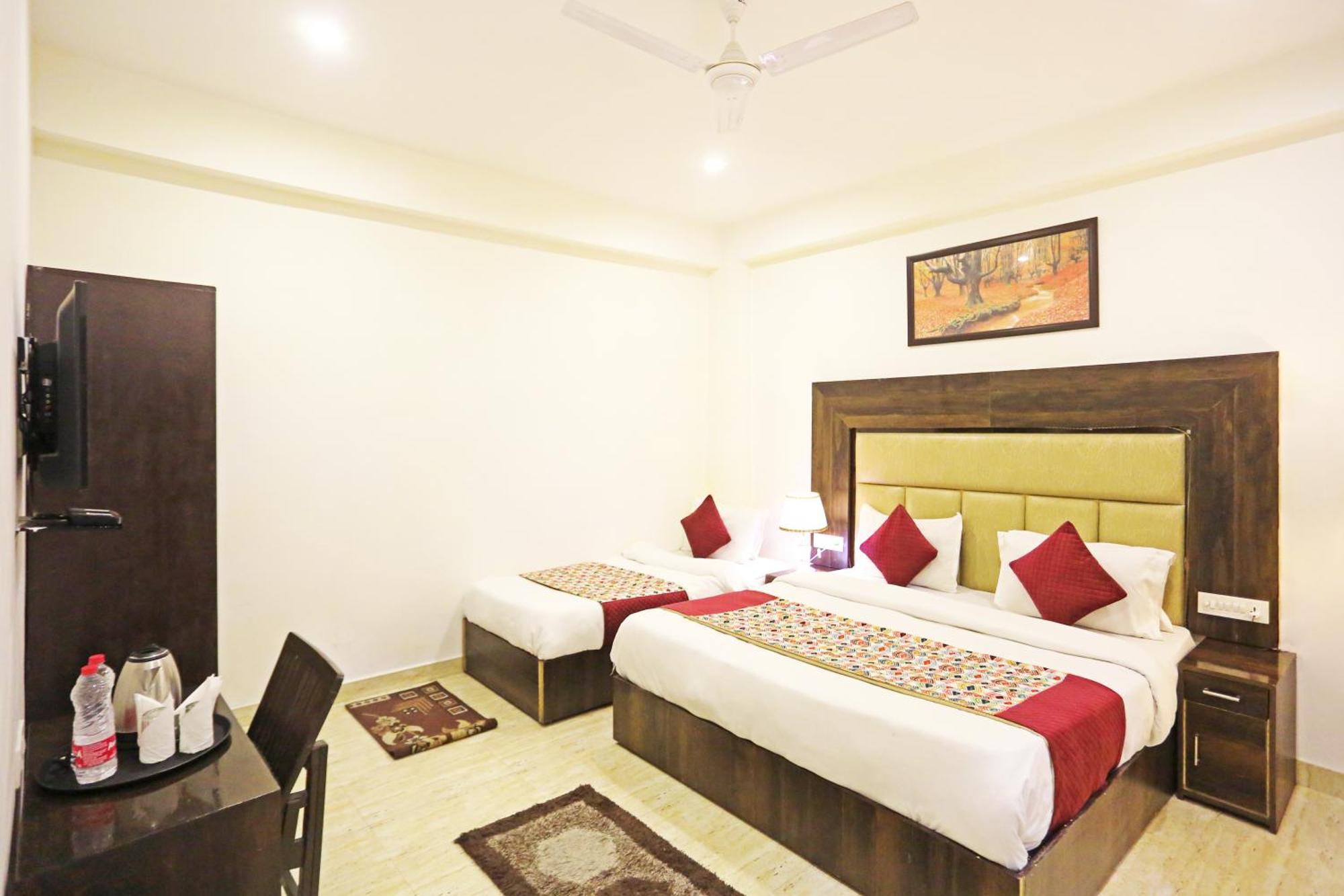 Airport Hotel Kiara - New Delhi Airport Kültér fotó