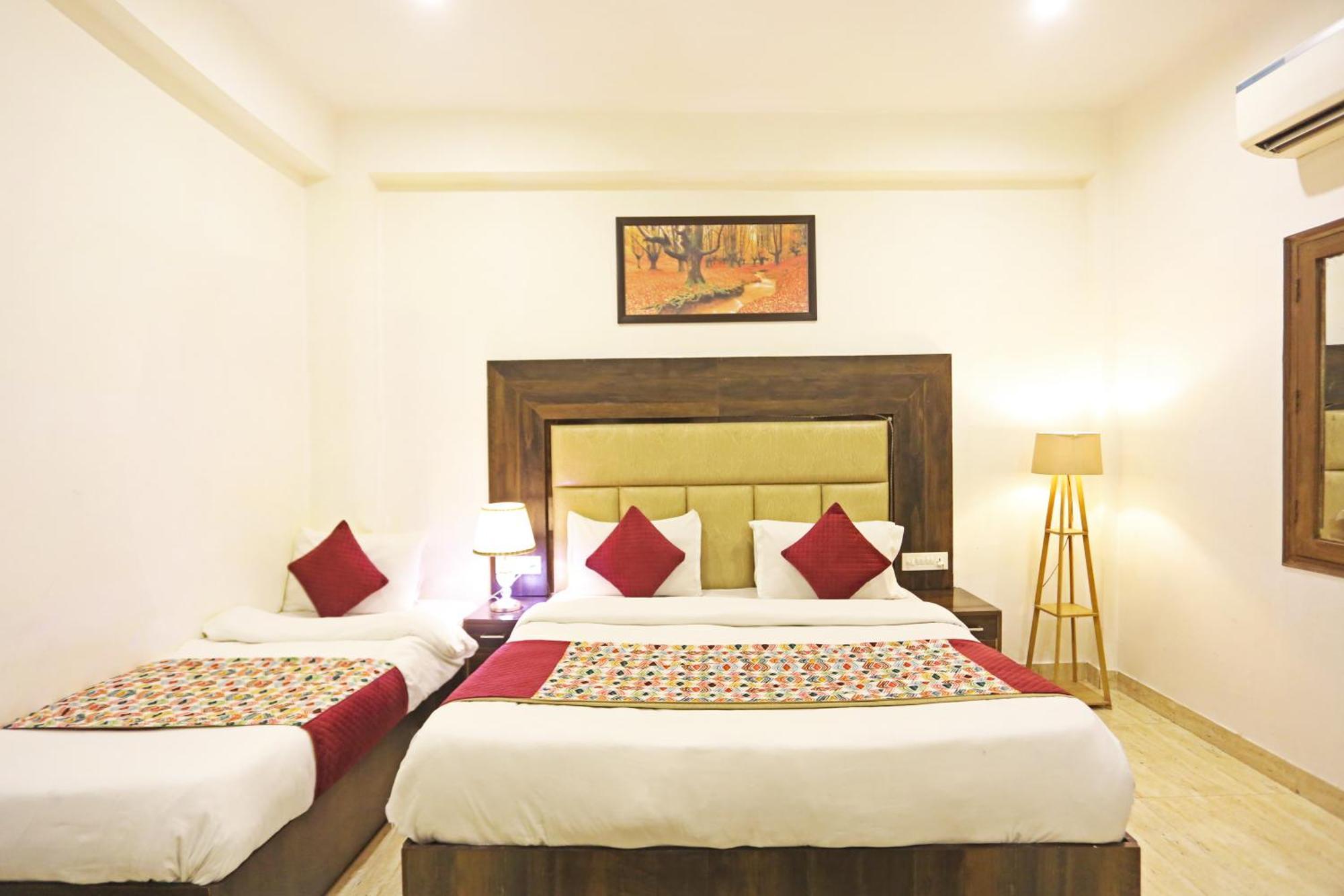 Airport Hotel Kiara - New Delhi Airport Kültér fotó