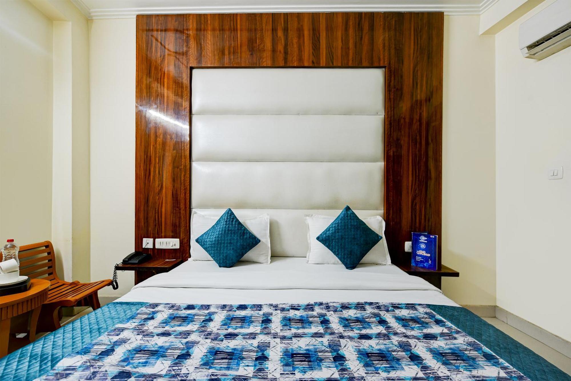 Airport Hotel Kiara - New Delhi Airport Kültér fotó